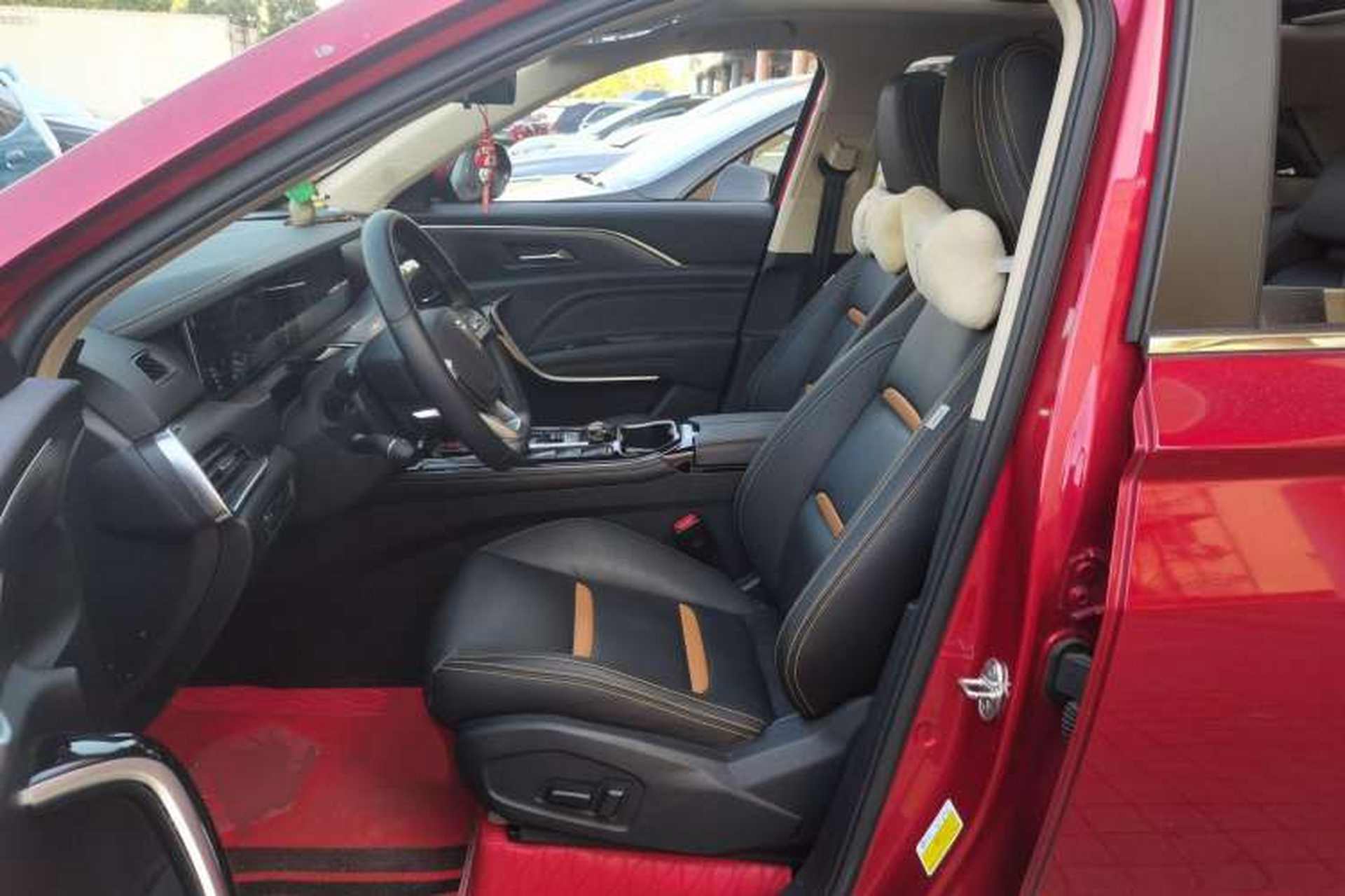 Used Bestune T77 2020 PRO 280 TID Automatic Luxury Model Left Front Seat