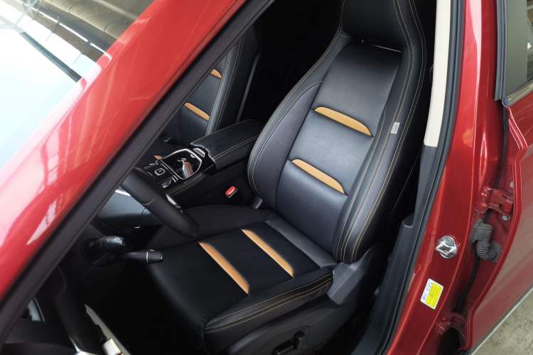 Used Bestune T77 2020 PRO 280 TID Automatic Luxury Model Left Front Seat