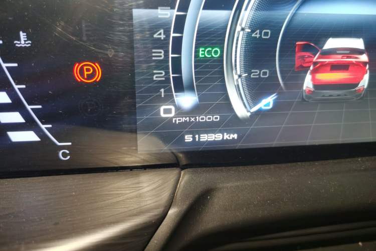 Used Bestune T77 2020 PRO 280 TID Automatic Luxury Model Odometer Close Up