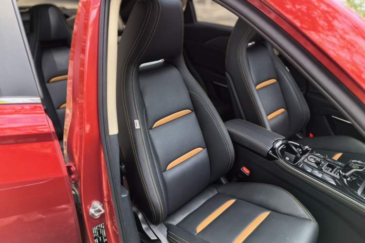 Used Bestune T77 2020 PRO 280 TID Automatic Luxury Model Right Front Seat