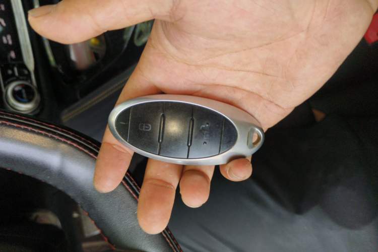 Used Bestune T77 2020 PRO 280 TID Automatic Luxury Model Vehicle Key