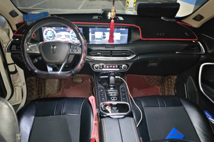 Used Bestune T77 2020 PRO 280 TID Automatic Prestige Model Center Console