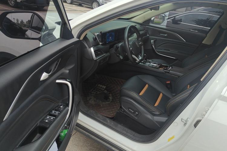 Used Bestune T77 2020 PRO 280 TID Automatic Luxury Model Driver Seat