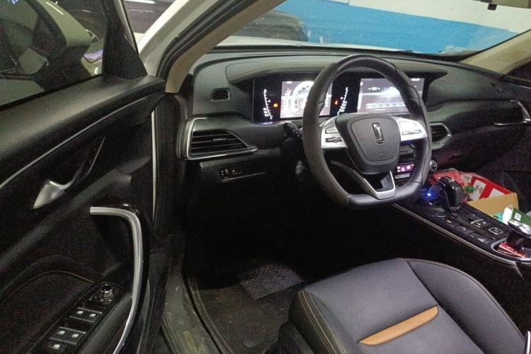 Used Bestune T77 2020 PRO 280 TID Automatic Luxury Model Driver Seat