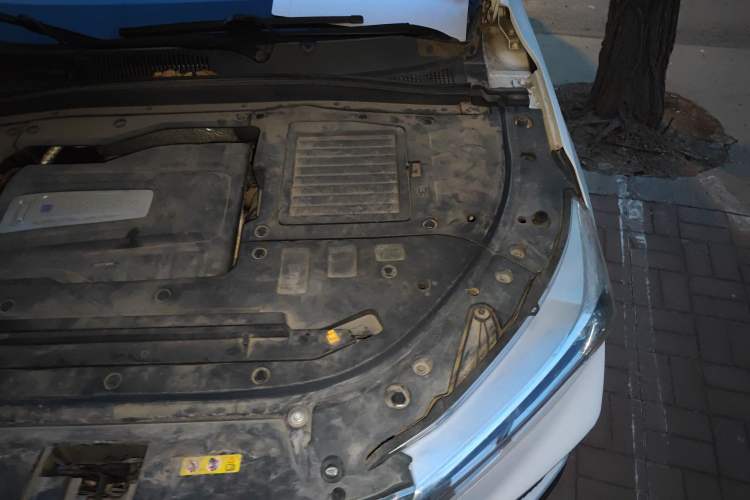 Used Bestune T77 2020 PRO 280 TID Automatic Luxury Model Engine Bay Left