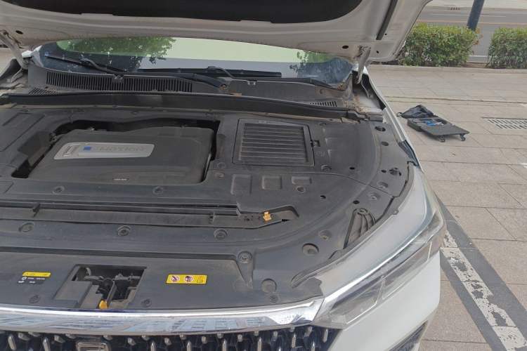 Used Bestune T77 2020 PRO 280 TID Automatic Luxury Model Engine Bay Left