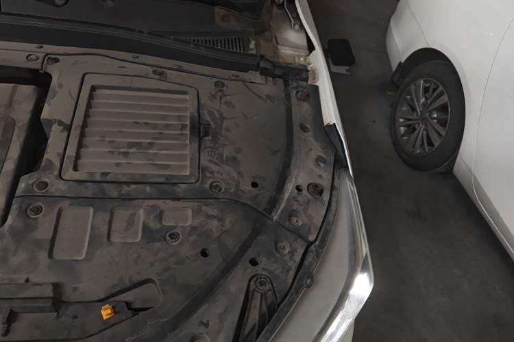 Used Bestune T77 2020 PRO 280 TID Automatic Prestige Model Engine Bay Left
