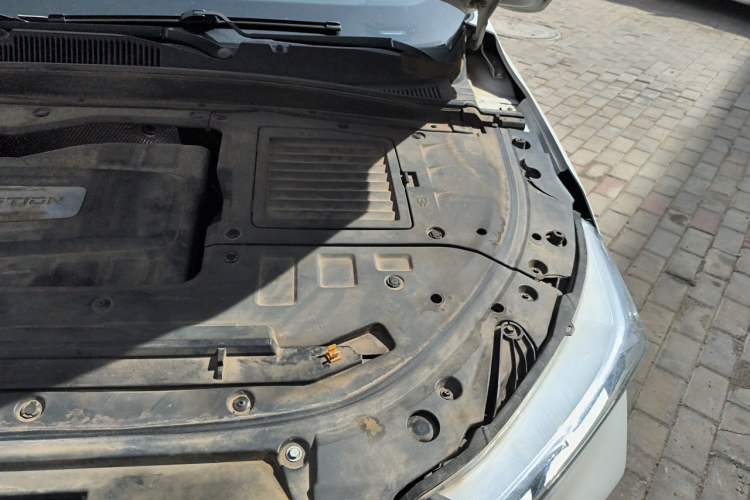 Used Bestune T77 2020 PRO 280 TID Automatic Luxury Model Engine Bay Left