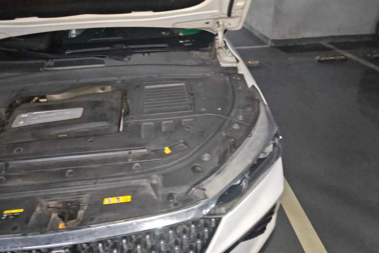 Used Bestune T77 2020 PRO 280 TID Automatic Prestige Model Engine Bay Left