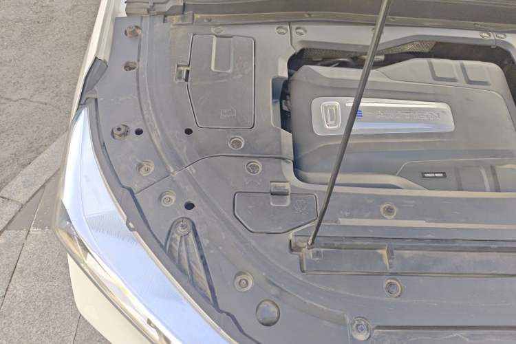 Used Bestune T77 2020 PRO 280 TID Automatic Luxury Model Engine Bay Right