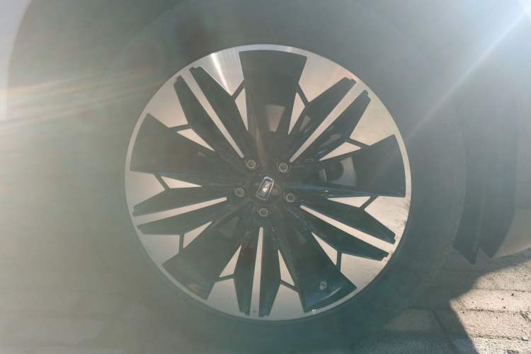 Used Bestune T77 2020 PRO 280 TID Automatic Luxury Model Exterior 7