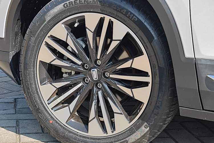 Used Bestune T77 2020 PRO 280 TID Automatic Luxury Model Exterior 7