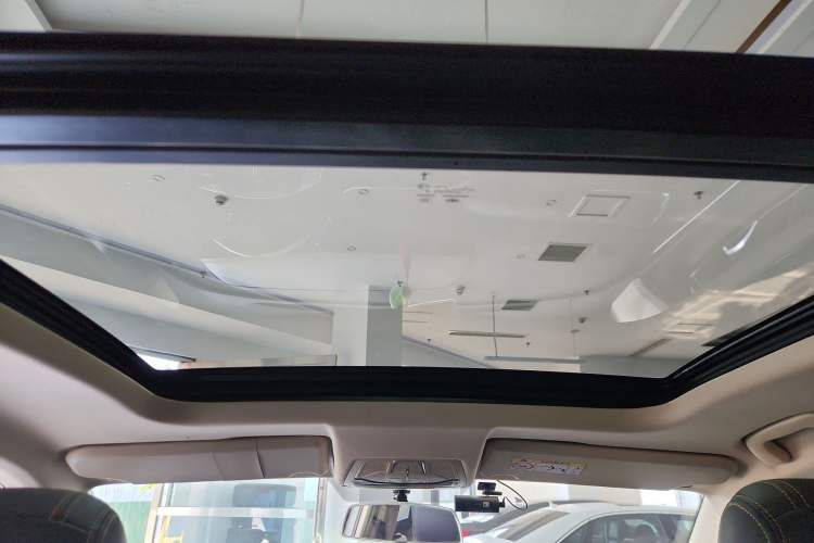 Used Bestune T77 2020 PRO 280 TID Automatic Luxury Model Headliner