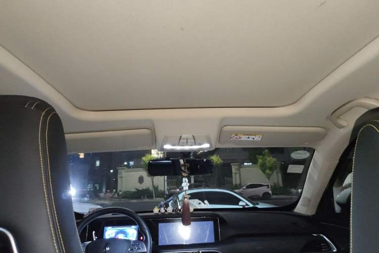 Used Bestune T77 2020 PRO 280 TID Automatic Luxury Model Headliner