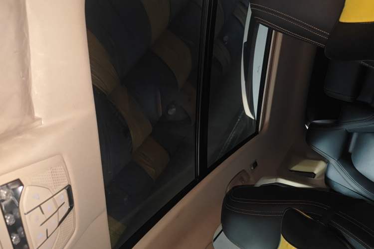 Used Bestune T77 2020 PRO 280 TID Automatic Prestige Model Headliner
