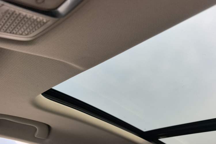 Used Bestune T77 2020 PRO 280 TID Automatic Luxury Model Headliner