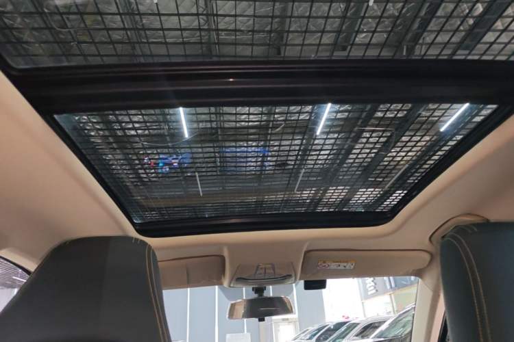 Used Bestune T77 2020 PRO 280 TID Automatic Luxury Model Headliner