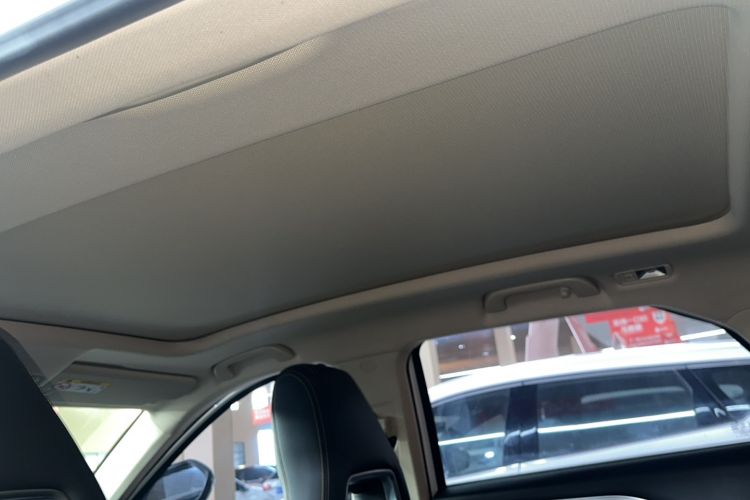 Used Bestune T77 2020 PRO 280 TID Automatic Luxury Model Interior 10