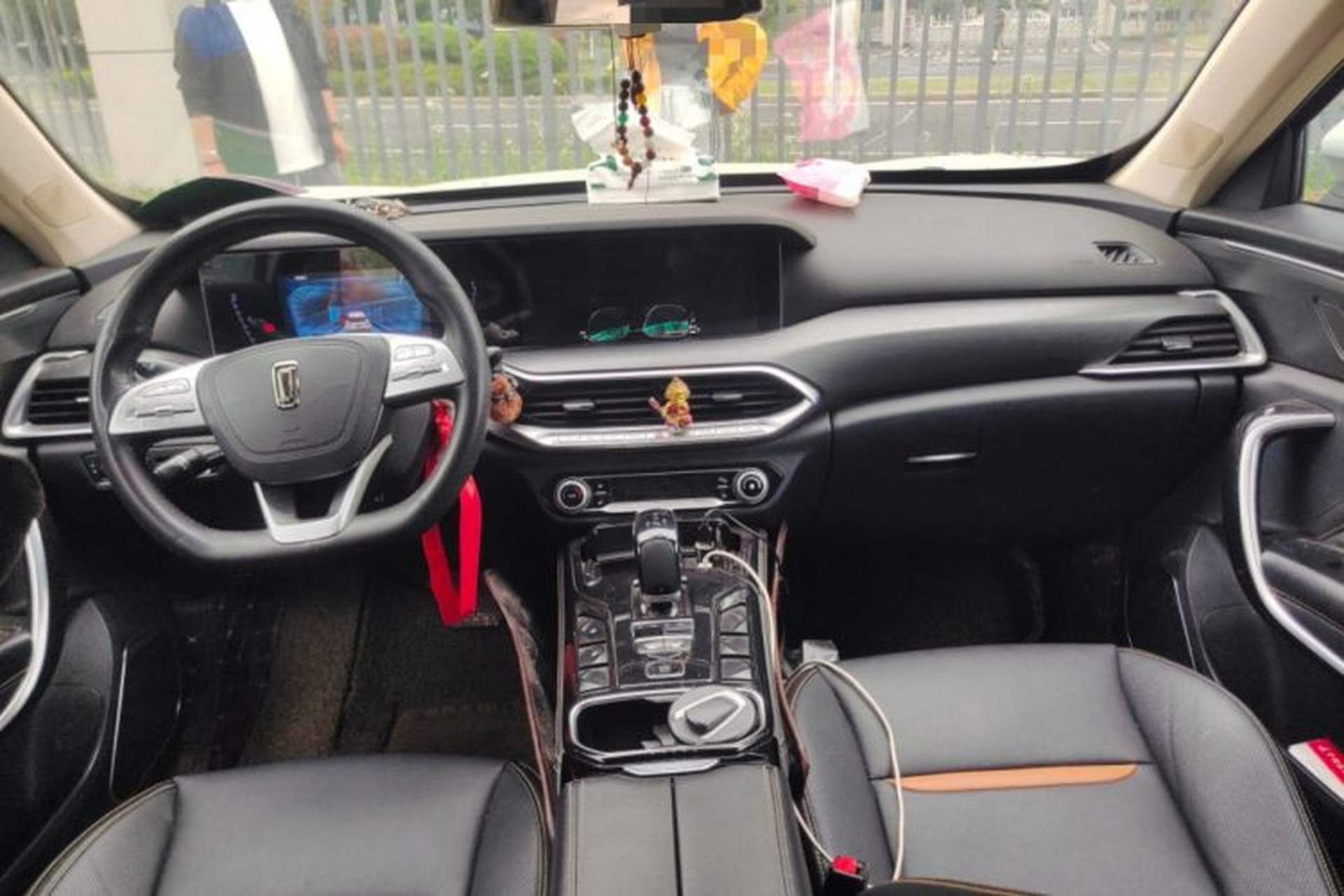 Used Bestune T77 2020 PRO 280 TID Automatic Luxury Model Interior 2