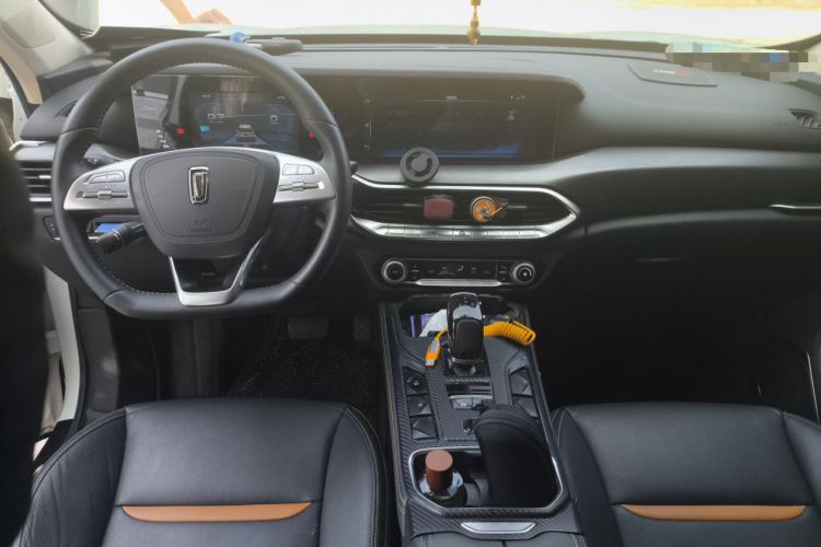Used Bestune T77 2020 PRO 280 TID Automatic Luxury Model Interior 2
