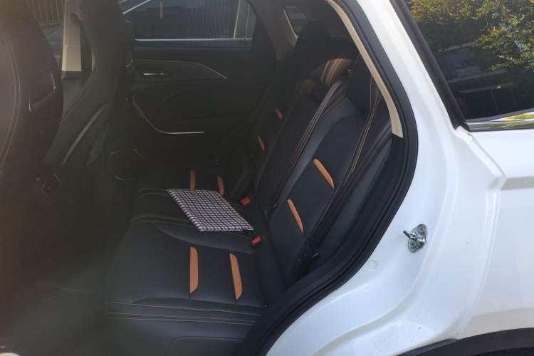 Used Bestune T77 2020 PRO 280 TID Automatic Luxury Model Interior 4
