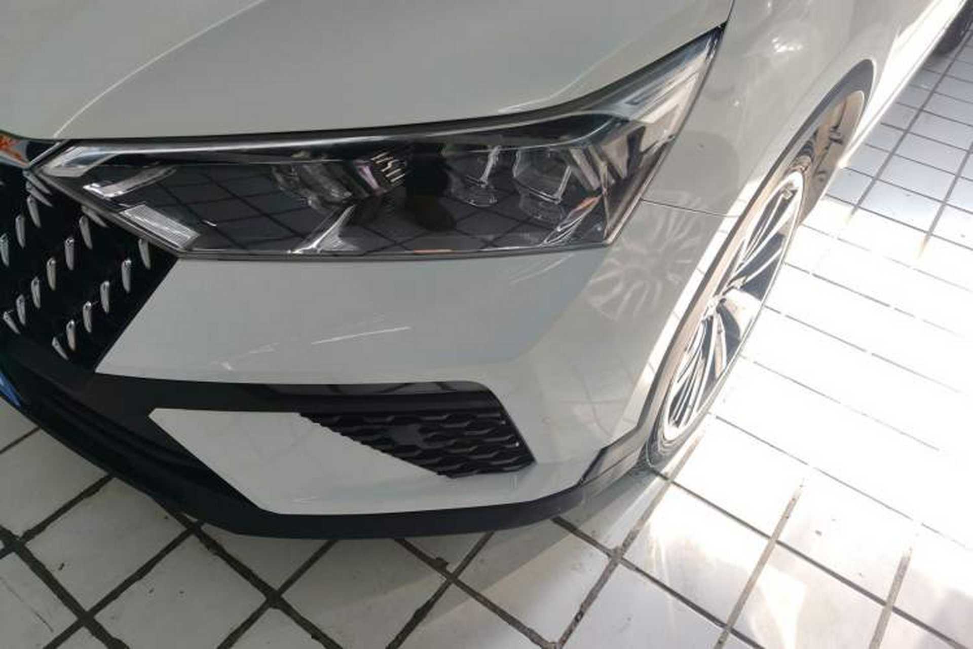 Used Bestune T77 2020 PRO 280 TID Automatic Prestige Model Left Front Headlight