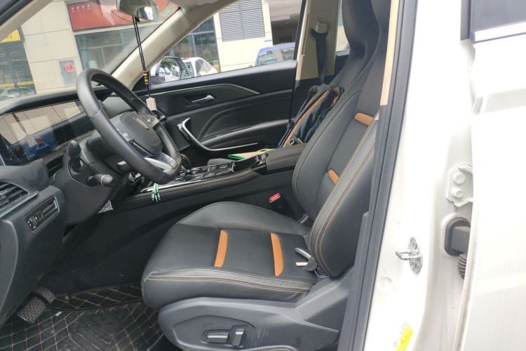 Used Bestune T77 2020 PRO 280 TID Automatic Luxury Model Left Front Seat
