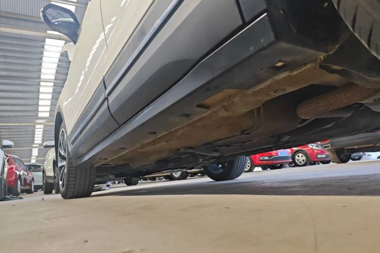 Used Bestune T77 2020 PRO 280 TID Automatic Prestige Model Left Side Sill