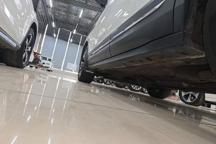 Used Bestune T77 2020 PRO 280 TID Automatic Luxury Model Left Side Sill