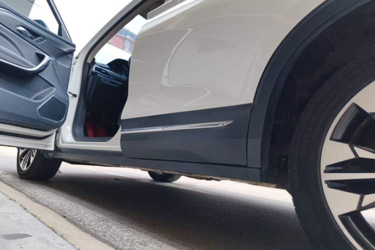 Used Bestune T77 2020 PRO 280 TID Automatic Luxury Model Left Side Sill