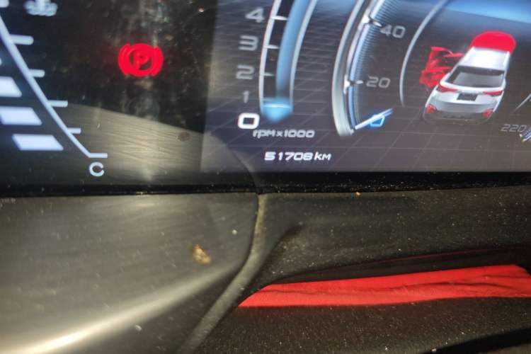 Used Bestune T77 2020 PRO 280 TID Automatic Luxury Model Odometer Close Up