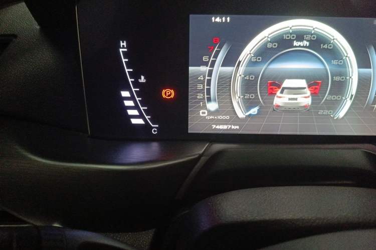 Used Bestune T77 2020 PRO 280 TID Automatic Luxury Model Odometer Close Up