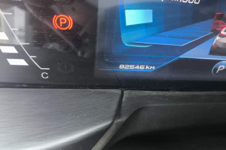 Used Bestune T77 2020 PRO 280 TID Automatic Luxury Model Odometer Close Up