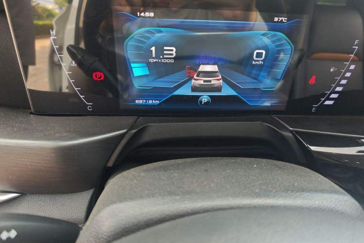 Used Bestune T77 2020 PRO 280 TID Automatic Luxury Model Odometer Close Up