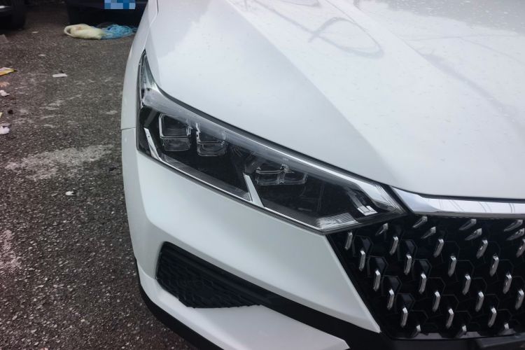 Used Bestune T77 2020 PRO 280 TID Automatic Luxury Model Right Front Headlight