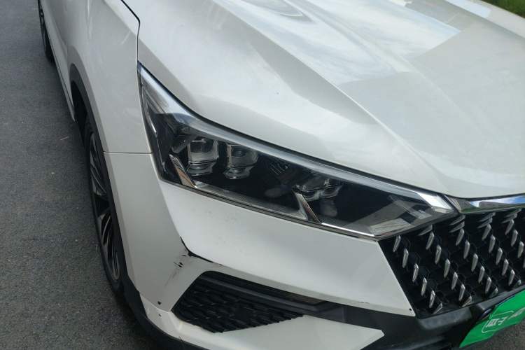 Used Bestune T77 2020 PRO 280 TID Automatic Luxury Model Right Front Headlight