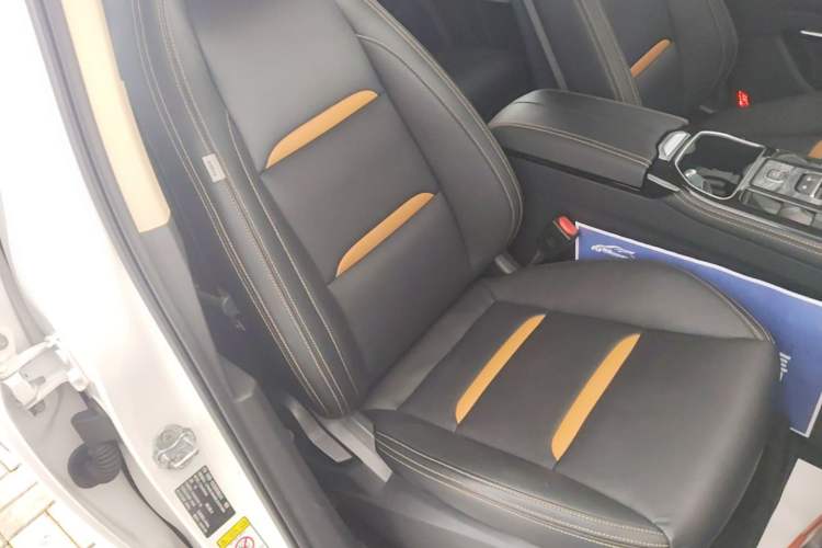 Used Bestune T77 2020 PRO 280 TID Automatic Luxury Model Right Front Seat