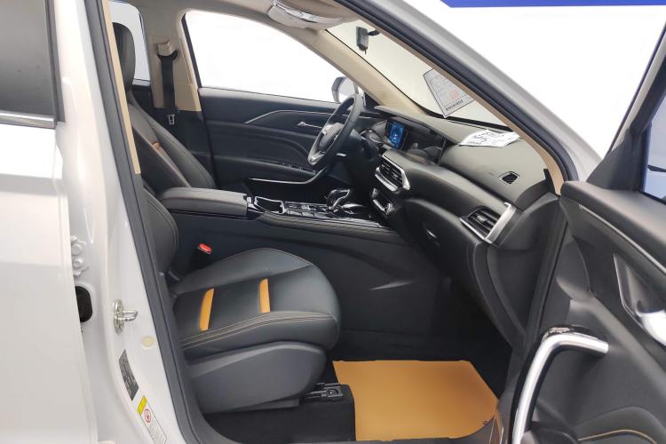 Used Bestune T77 2020 PRO 280 TID Automatic Luxury Model Right Front Seat
