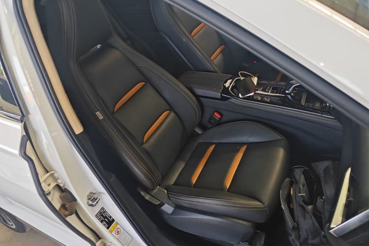 Used Bestune T77 2020 PRO 280 TID Automatic Prestige Model Right Front Seat