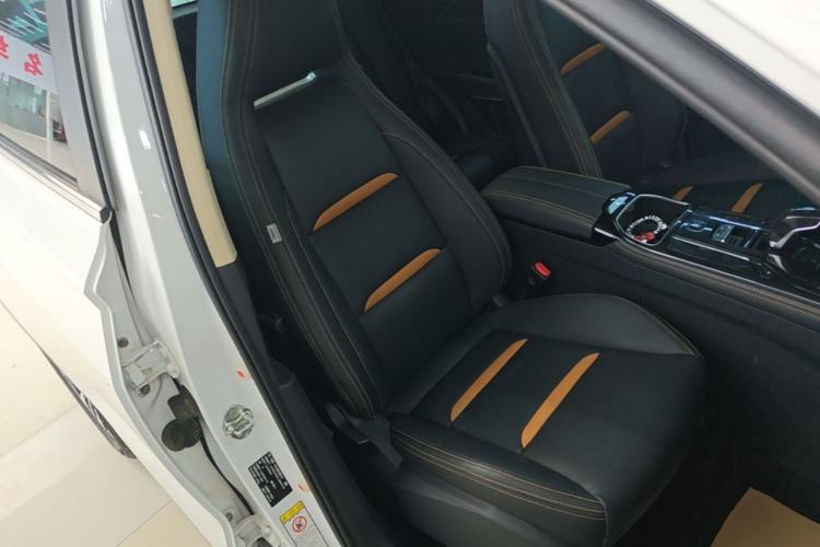 Used Bestune T77 2020 PRO 280 TID Automatic Luxury Model Right Front Seat