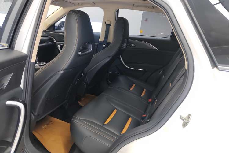 Used Bestune T77 2020 PRO 280 TID Automatic Luxury Model Right Rear Seat