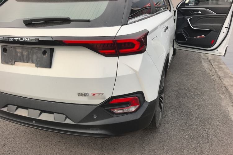 Used Bestune T77 2020 PRO 280 TID Automatic Luxury Model Right Rear Taillight