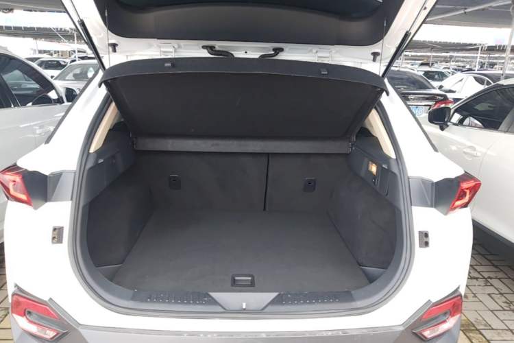 Used Bestune T77 2020 PRO 280 TID Automatic Luxury Model Trunk