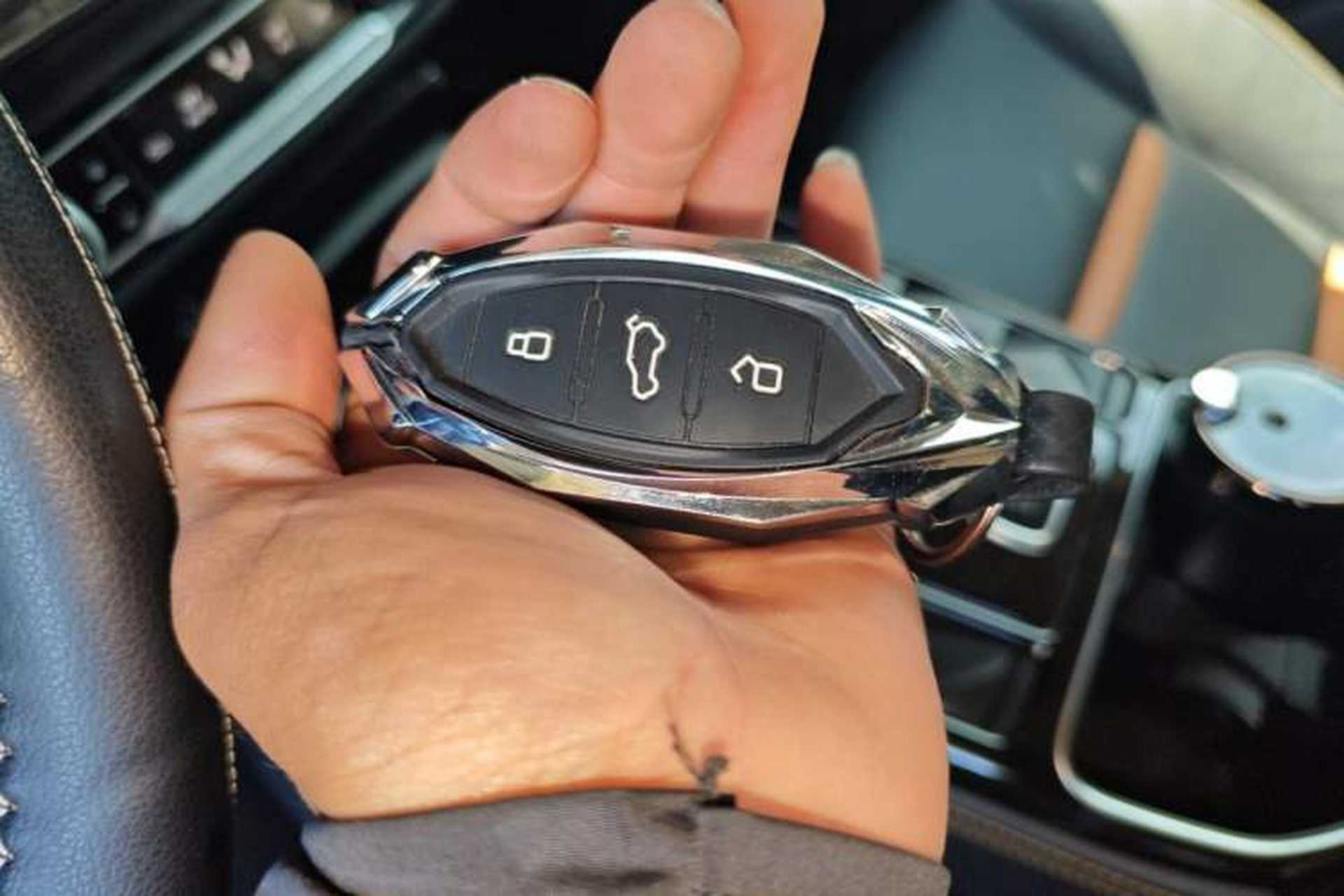 Used Bestune T77 2020 PRO 280 TID Automatic Luxury Model Vehicle Key