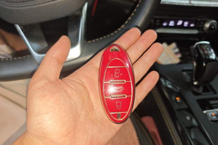 Used Bestune T77 2020 PRO 280 TID Automatic Luxury Model Vehicle Key