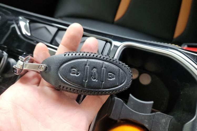 Used Bestune T77 2020 PRO 280 TID Automatic Luxury Model Vehicle Key