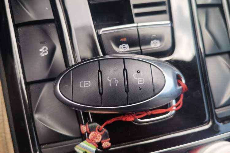 Used Bestune T77 2020 PRO 280 TID Automatic Luxury Model Vehicle Key