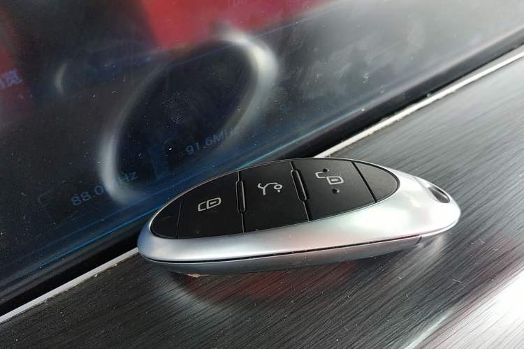 Used Bestune T77 2020 PRO 280 TID Automatic Luxury Model Vehicle Key