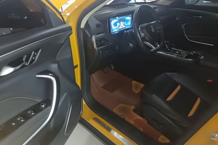 Used Bestune T77 2020 PRO 280 TID Automatic Prestige Model Driver Seat