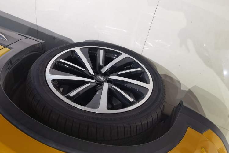 Used Bestune T77 2020 PRO 280 TID Automatic Prestige Model Exterior 3
